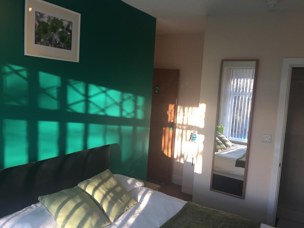 Stag & Pheasant Inn Carmel Екстериор снимка